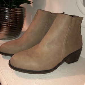 new without tags tan booties.